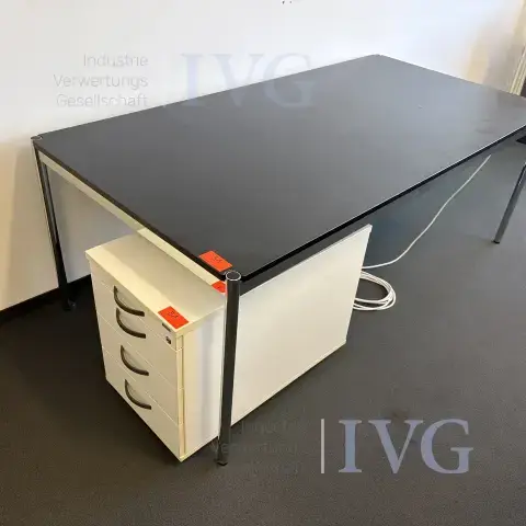 Bureau USM HALLER