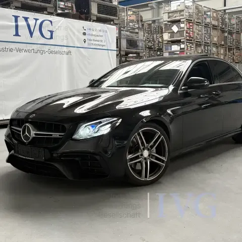 Sedan MERCEDES-BENZ AMG E63