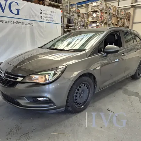 Auto OPEL Astra 1.6 TDci