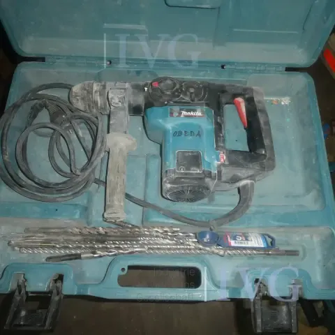 Młot udarowy MAKITA HR30000C