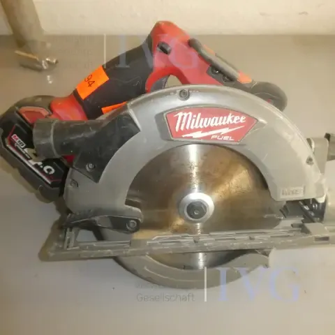 Cordless circular saw MILWAUKEE M18 CCS66