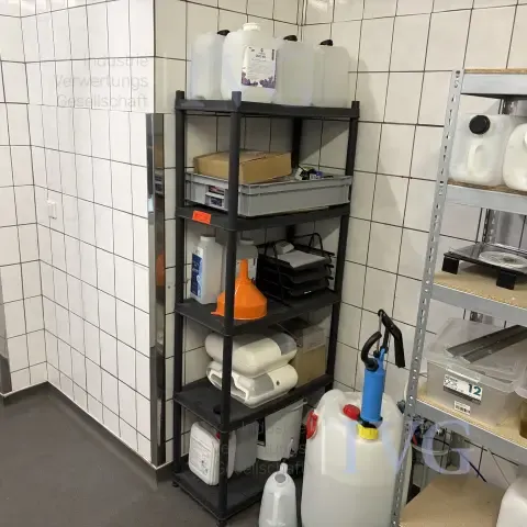 Étagère à emboîtement en plastique