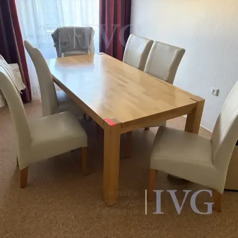 Table à manger (aspect bois)