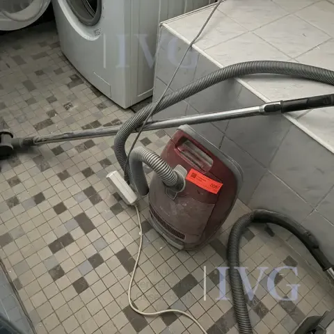 Vacuum cleaner MIELE