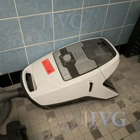 Vacuum cleaner MIELE