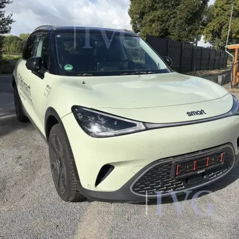 Berline à hayon SMART HX11