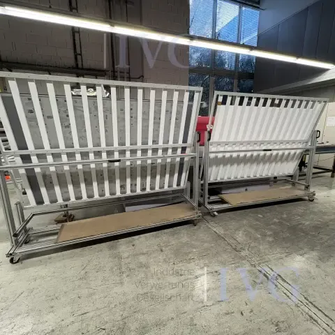 Plate transport trolley