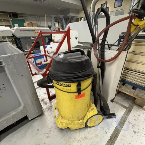 Aspirateur industriel KÄRCHER NT 48/1