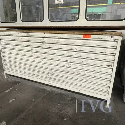 Armoire à tiroirs en acier