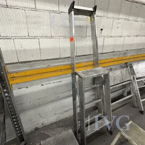 Aluminium step ZARGES