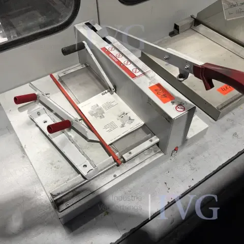 Stack cutter IDEAL 4300 Guillotine