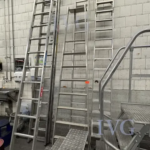 Échelle d'appui en aluminium ZARGES
