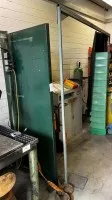 2 welding protection screens