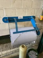 1 dévidoir à papier