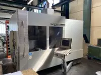 1 centre d'usinage CNC Deckel Maho DMC104 V Linear, année 2003 avec commande SHDA MT01CP et commande