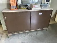 1 metalen schuifdeurkast SSI Schäfer