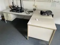 2 bureaux
