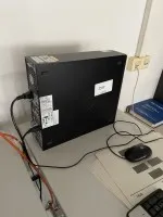1 PC HP (sans disque dur)