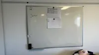 1 tableau blanc