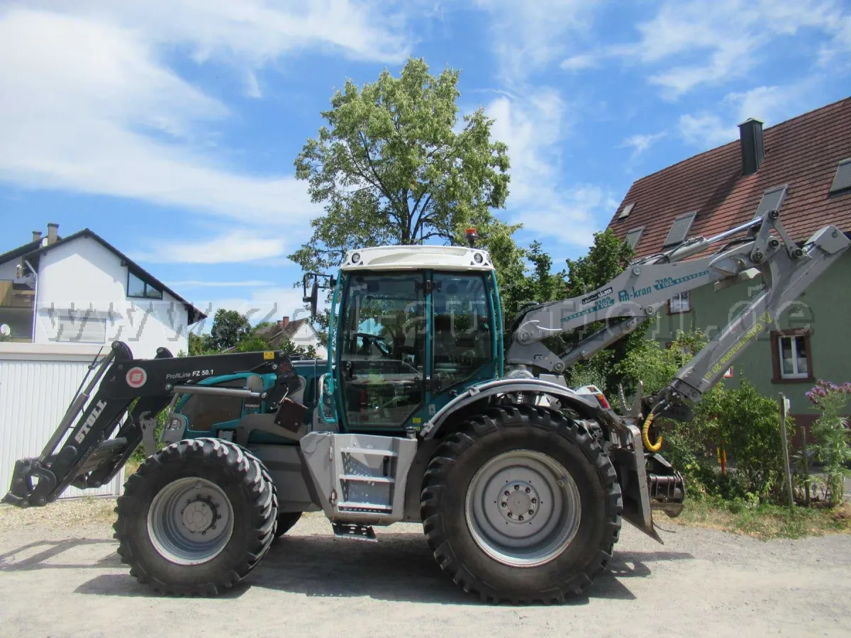 1 Pfanzelt Systemschlepper PM Trac 2380 mit Rückenkran RZ 7180