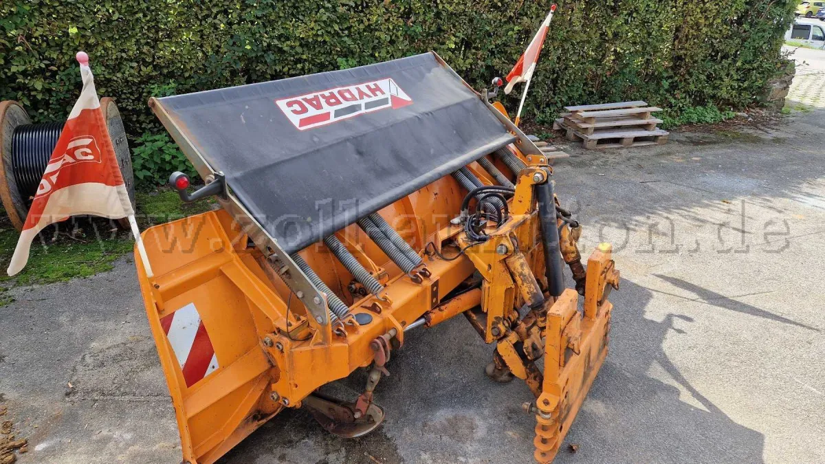 1 Hydrac Schneepflug / hydraulisches Räumschild
