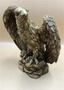 1 socha orla - výška 21 cm