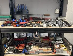 1 lot of various tools - partly in original packaging