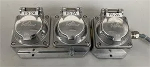 1 surface-mounted multiple socket outlet made of cast aluminium with hinged covers - Feller
