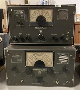 2 historische Mackay Radios - Seefunk-Empfänger