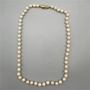 Perlenkette