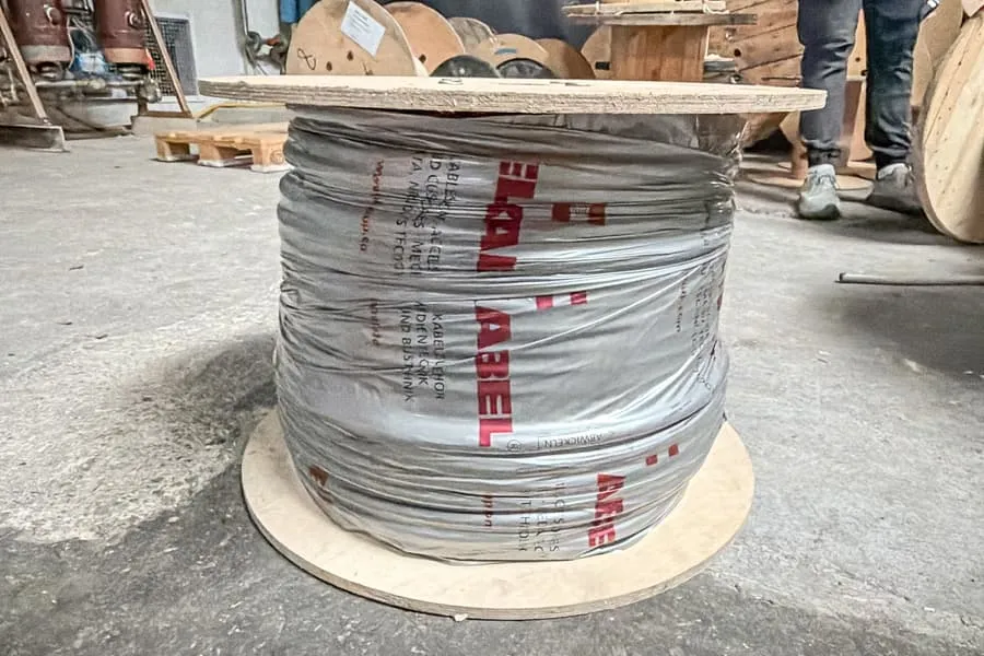 Рулон кабеля Topflex 3x10+3G1,5MM2