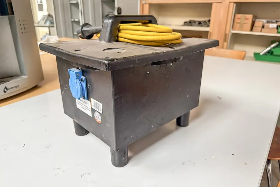 Schutz- Trenn Transformator Gifas 67TL2,5KVA01ETAESB11103