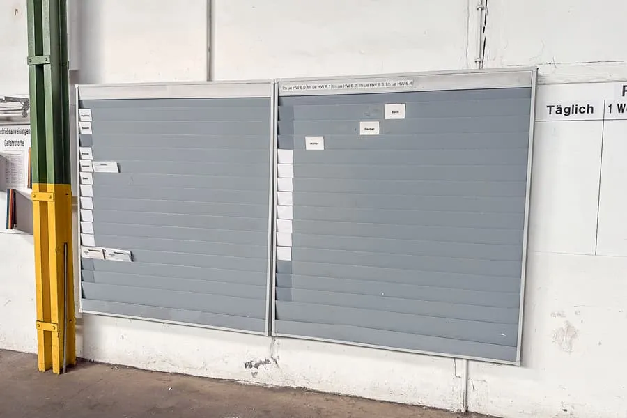 2 document organizers