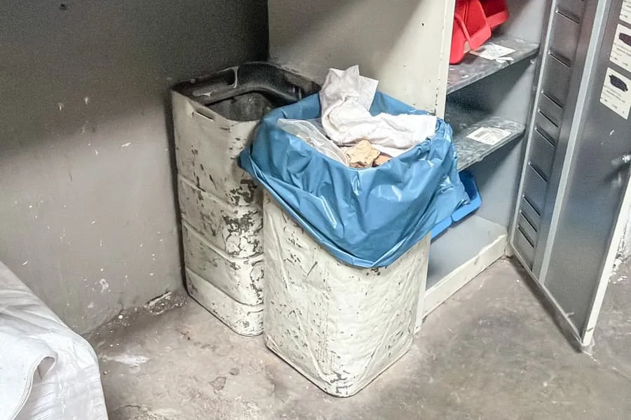 2 waste bins