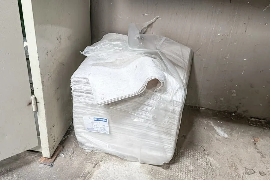 Lot of nonwoven fabric