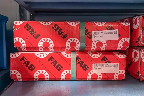 3 roulements à rouleaux FAG 22230-E1-XL-K
