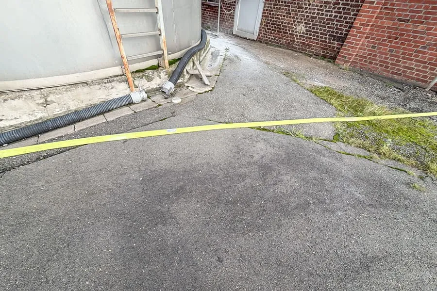 6 hoses