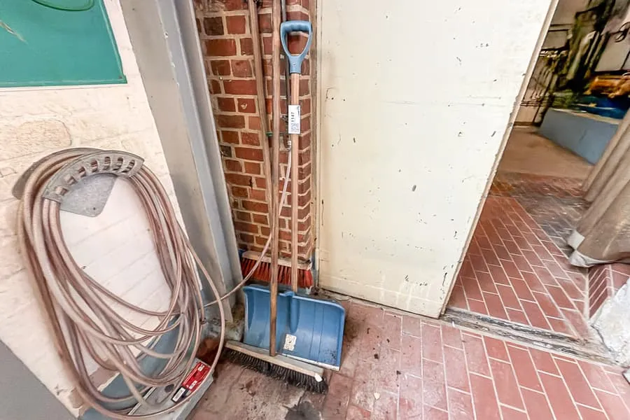 Lot of long-handled tools