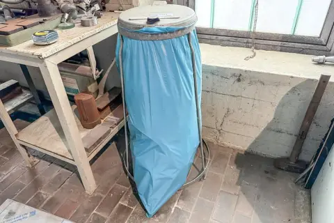 Support à sacs poubelle