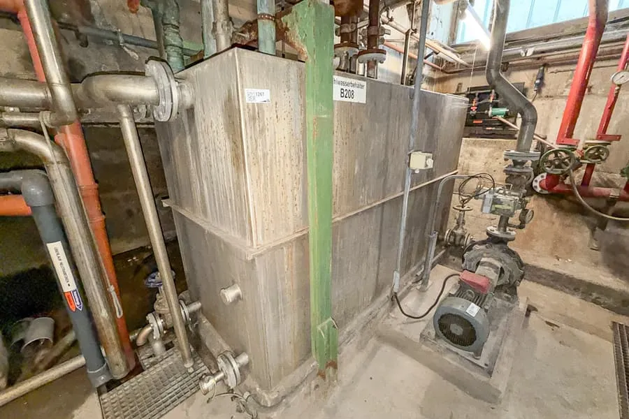 Réservoir de liquide de refroidissement