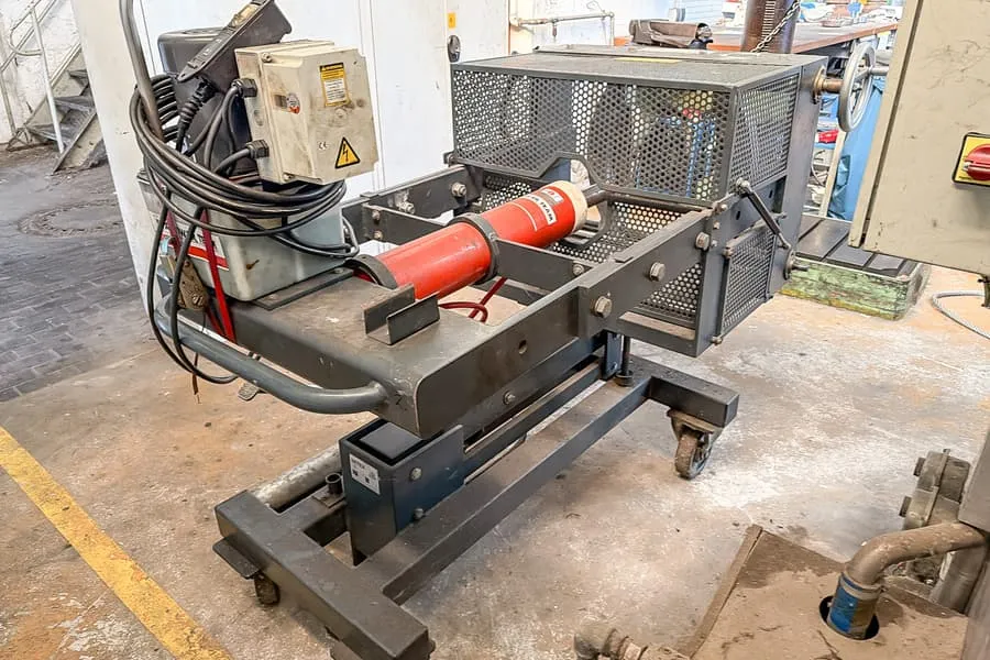 Mobile disassembly and assembly tool BETEX 50-EVA, mobile