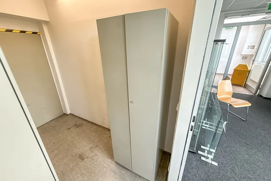 Metal locker