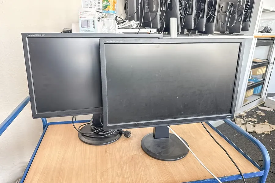2 monitory Iiyama ProLite XUB2780HSU, każdy 27"