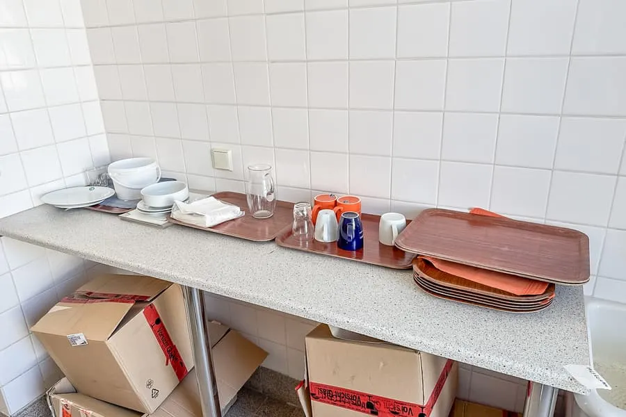 Obsah stolu: gastronomické potřeby