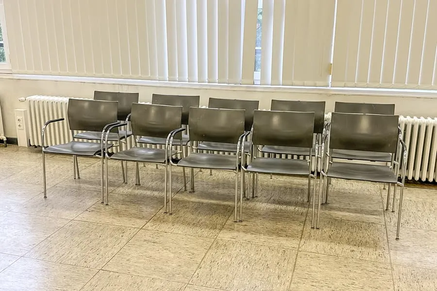 10 chairs