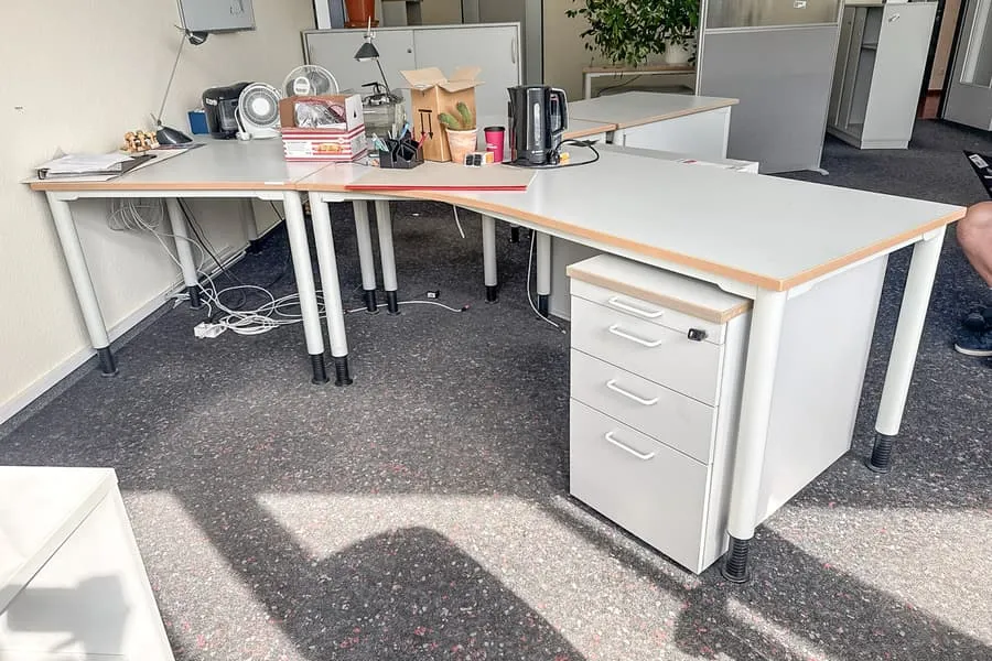 Bureauset, gebogen