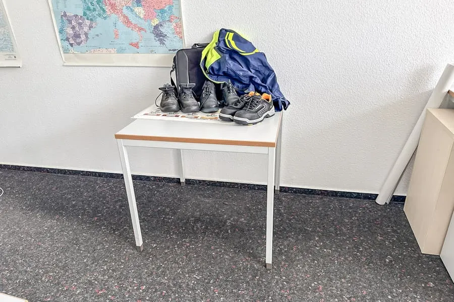 Stůl