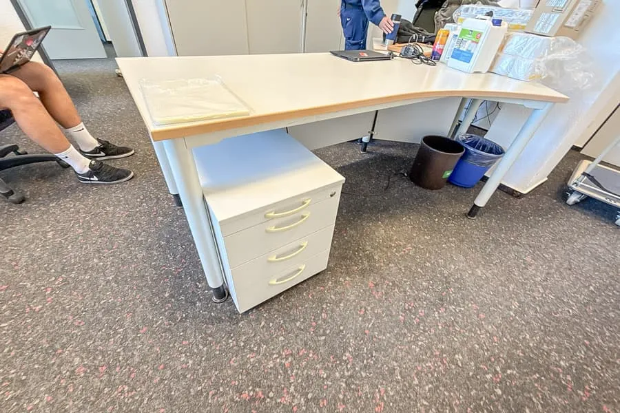 Bureau en rolcontainer