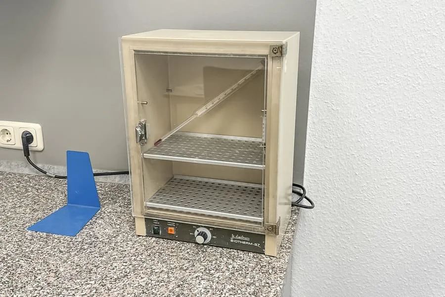 Laboratoriumincubator / broedstoof Julabo Biotherm 37