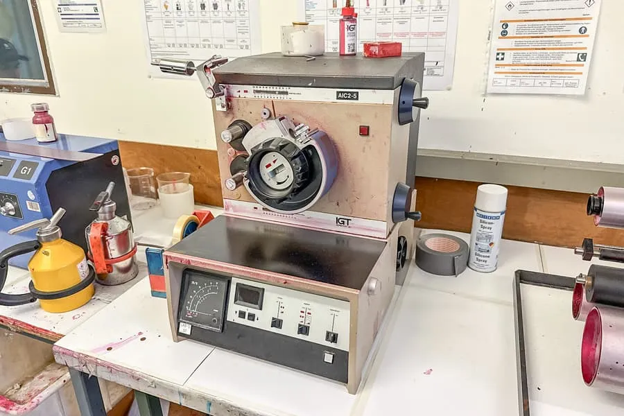 Appareil de test d'imprimabilité IGT AIC2-5